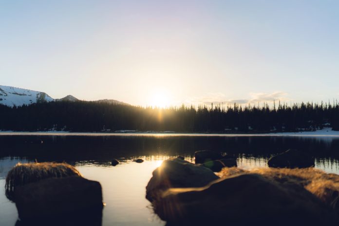 clint-mckoy-DOOQmatAFZE-unsplash