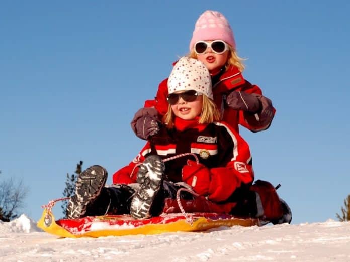kids-sledding kids-and-family