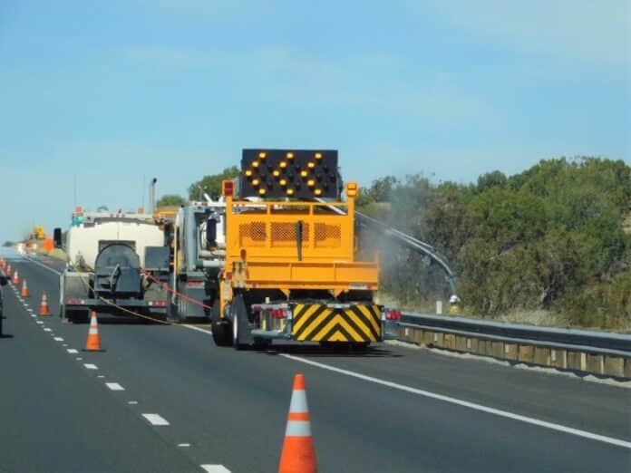 traffic-and-traffic-cones-2022-08-01-01-22-48-utc