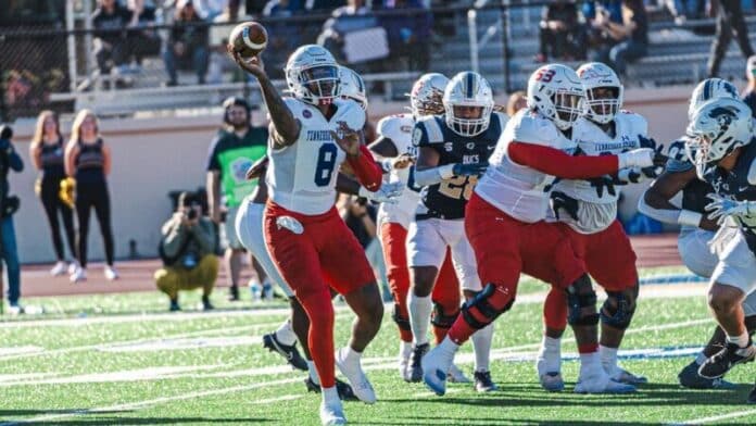 Football-Comes-up-Short-in-a-35-21-Loss-to-Charleston-Southern Football Comes up Short in a 35-21 Loss to Charleston Southern