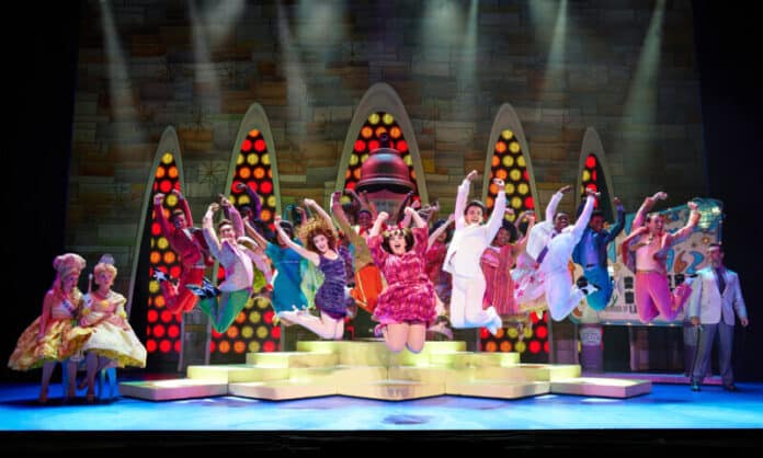 Hairspray-04a-You-Cant-Stop-the-Beat