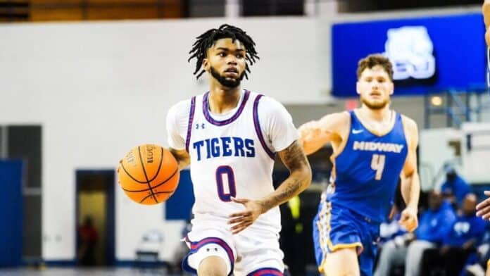 Jaylen Jones Named OVC Freshman of the Week