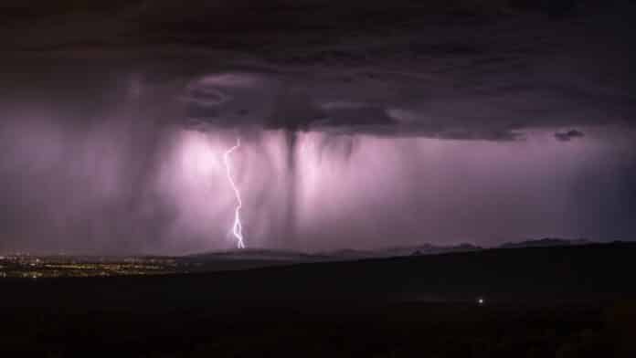 desert-storm-2022-11-11-08-53-44-utc