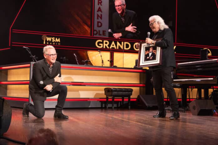 Grand-Ole-OprySteve-Curtis-Chapman