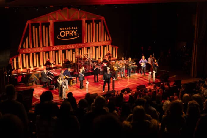 BIll-Anderson-Opry-performers-Chris-Hollo-20240103-0019