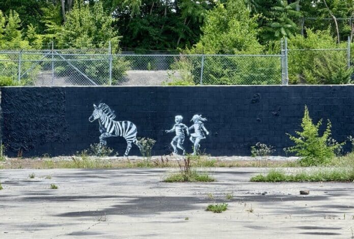 Ed-the-zebra-mural