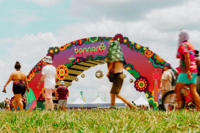 Gates-by-Roger-Ho-for-Bonnaroo-2023_RH105634