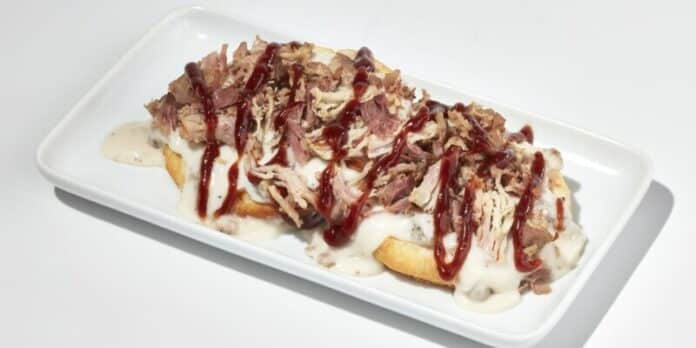 Krystal-Pulled-Pork-Biscuits-Gravy Pulled Pork Biscuits & Gravy