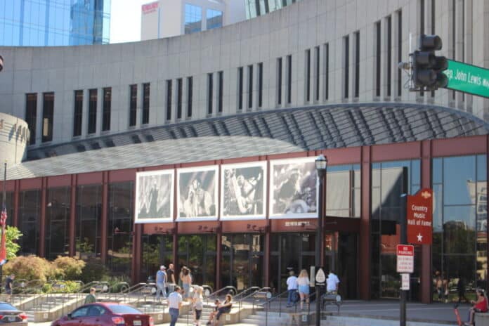 Country-Music-Hall-of-Fame-3