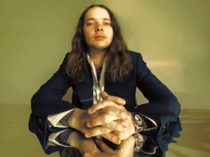 Billy-Strings-by-Dana-Trippe-1