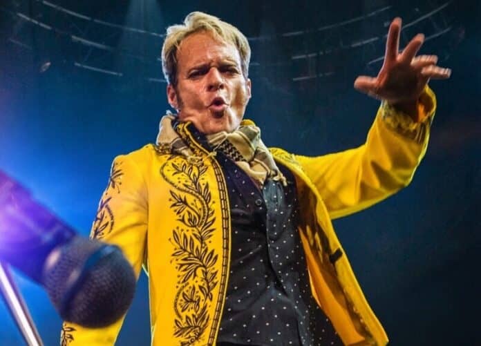 David-Lee-Roth_69495fbb45625-1