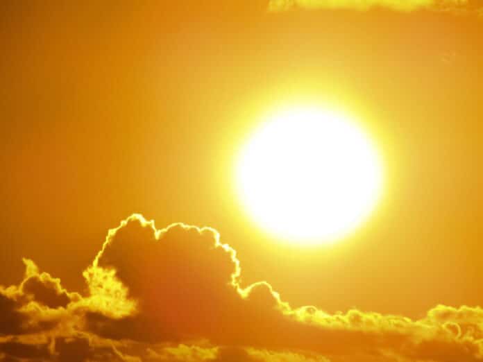 Hot Sun, High Tempertures, Summer – BeFunky Stock photo