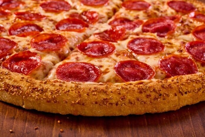 HUNGRY HOWIE'S INTRODUCES NEW LIMITED-TIME SPICY SESAME FLAVORED CRUST®