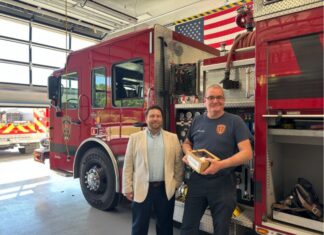 United Communications Delivers Treats to Eagleville Firefighters