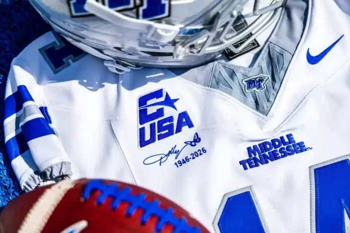 MTSU Football Team to Honor Dolly Parton With Jersey Patch for Season Opener MTSU Football Team to Honor Dolly Parton With Jersey Patch for Season Opener