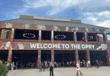 Grand Ole Opry to Host Veteran Suicide Prevention Show With Trace Adkins, Chris Young