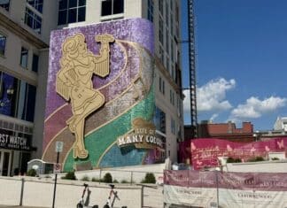 Dolly Parton’s SongTeller Hotel and Life of Many Colors Museum to Open Soon