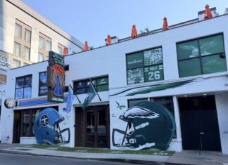 Lainey Wilson’s Bell Bottoms Up Launches Titans Game Day Events