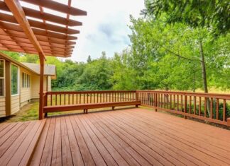 Deck Maintenance Tips to Keep It Looking Brand New deck maintenance tips