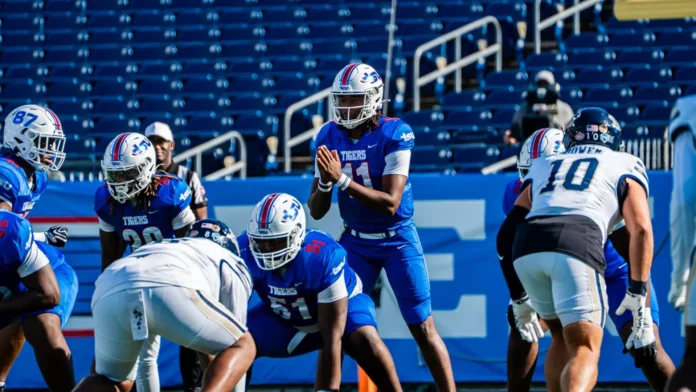 Football Falls to Charleston Southern 20-7